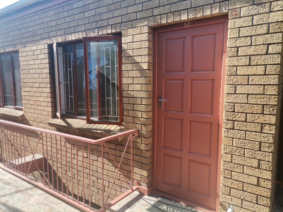 To Let 1 Bedroom Property for Rent in Brackenfell Central Western Cape